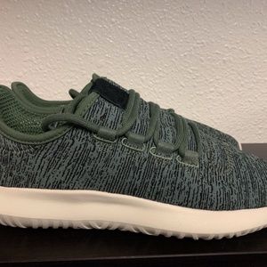 Tubular shadow women